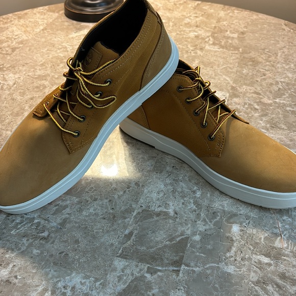 - NWOT- Timberland Davis SQ FL chukka boots - Picture 9 of 10